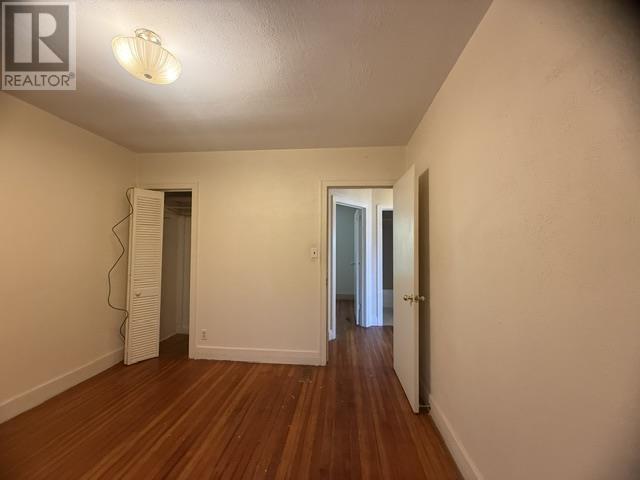 21 Park St Property Photo 15