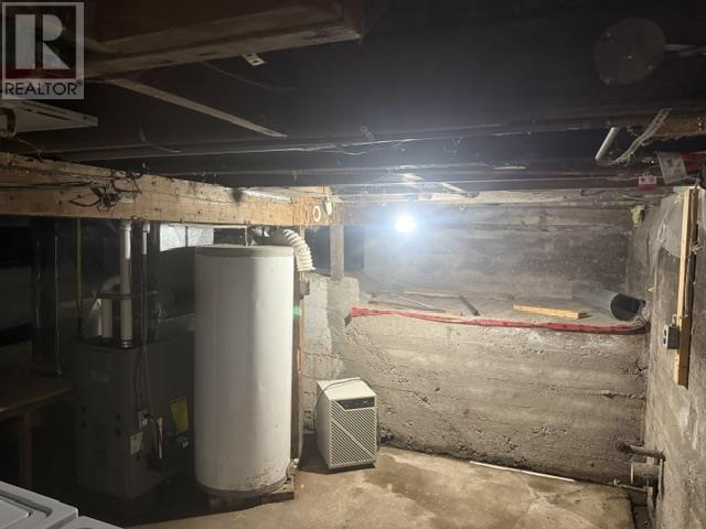 21 Park St Property Photo 16