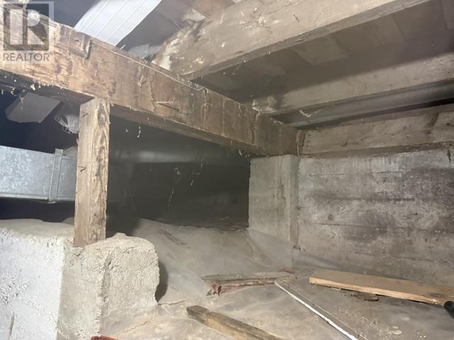 21 Park St Property Photo 17