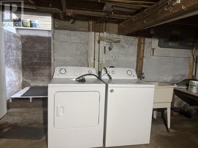 21 Park St Property Photo 18