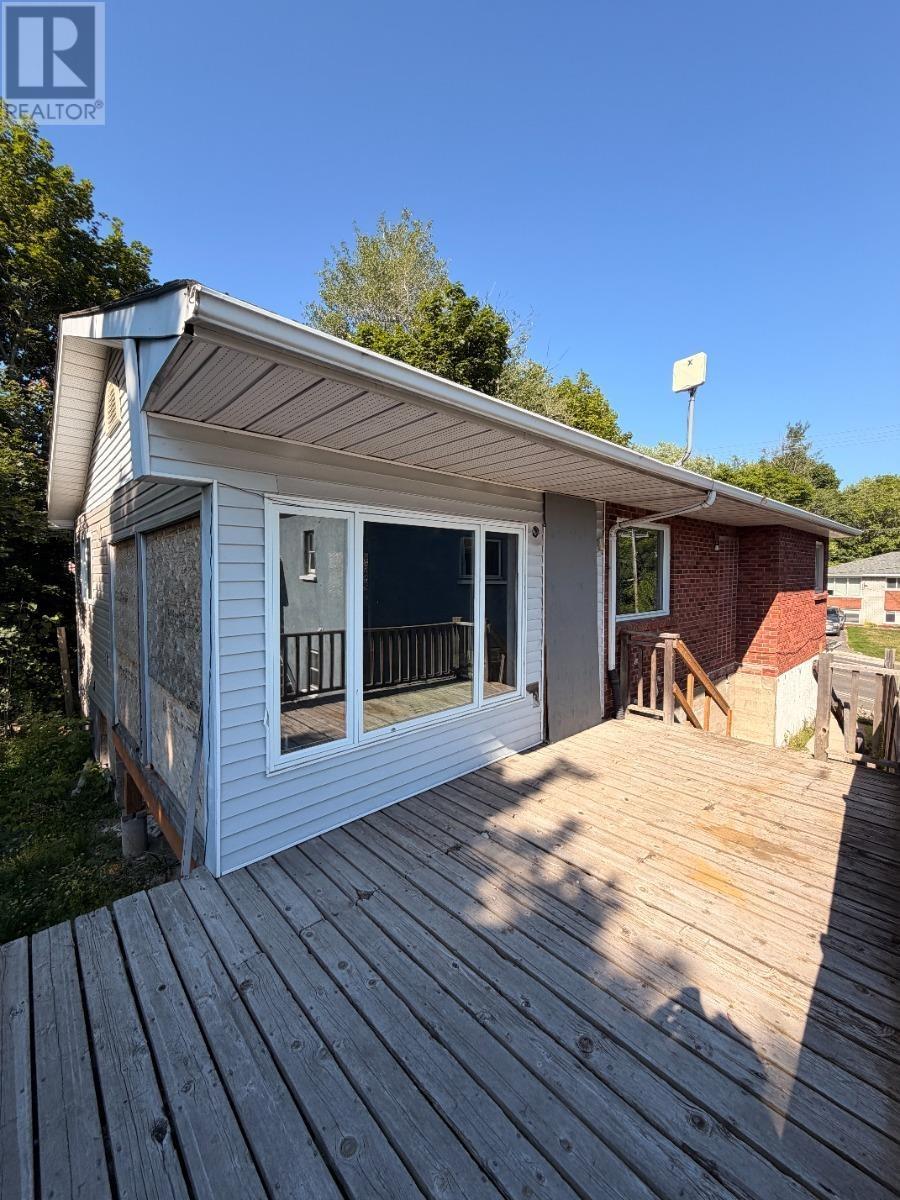 543 North Property Photo 2