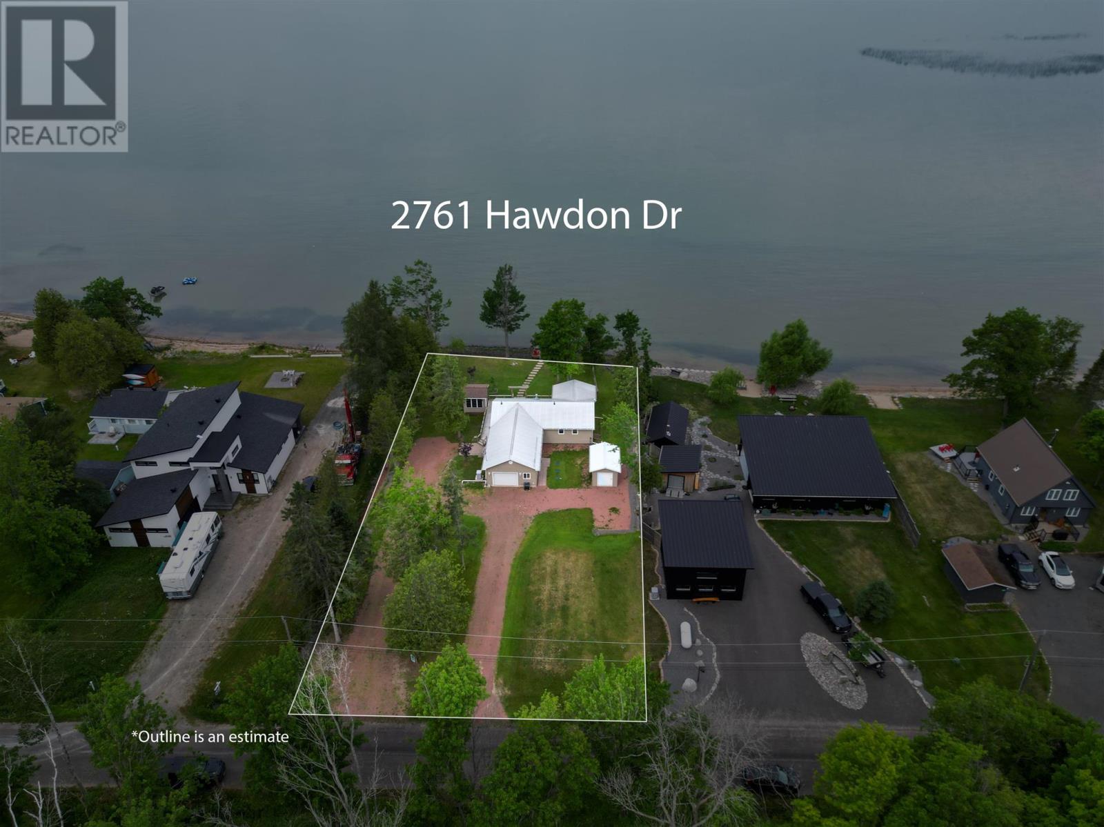 2761 Hawdon Dr Property Photo 2