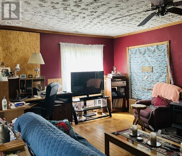 220 Fourth Lin E Property Photo 11