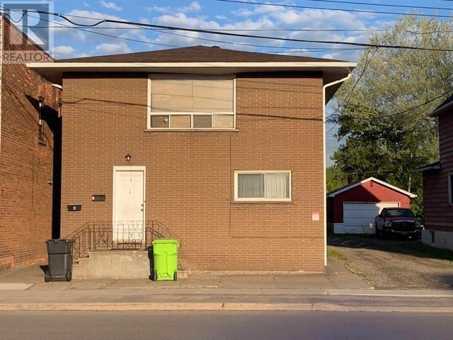 485 Wellington St W Property Photo 1