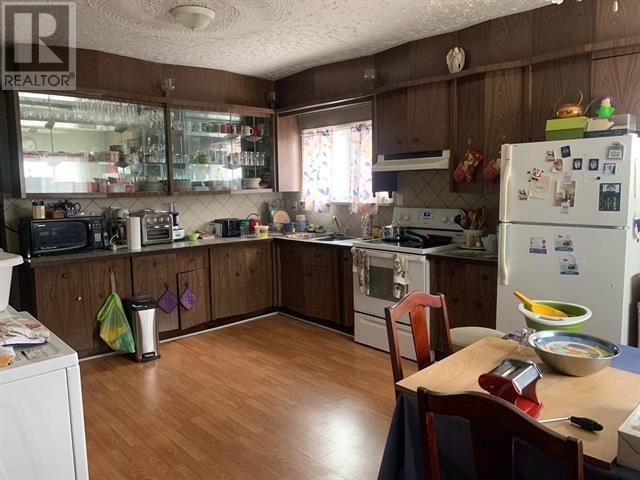 485 Wellington St W Property Photo 18