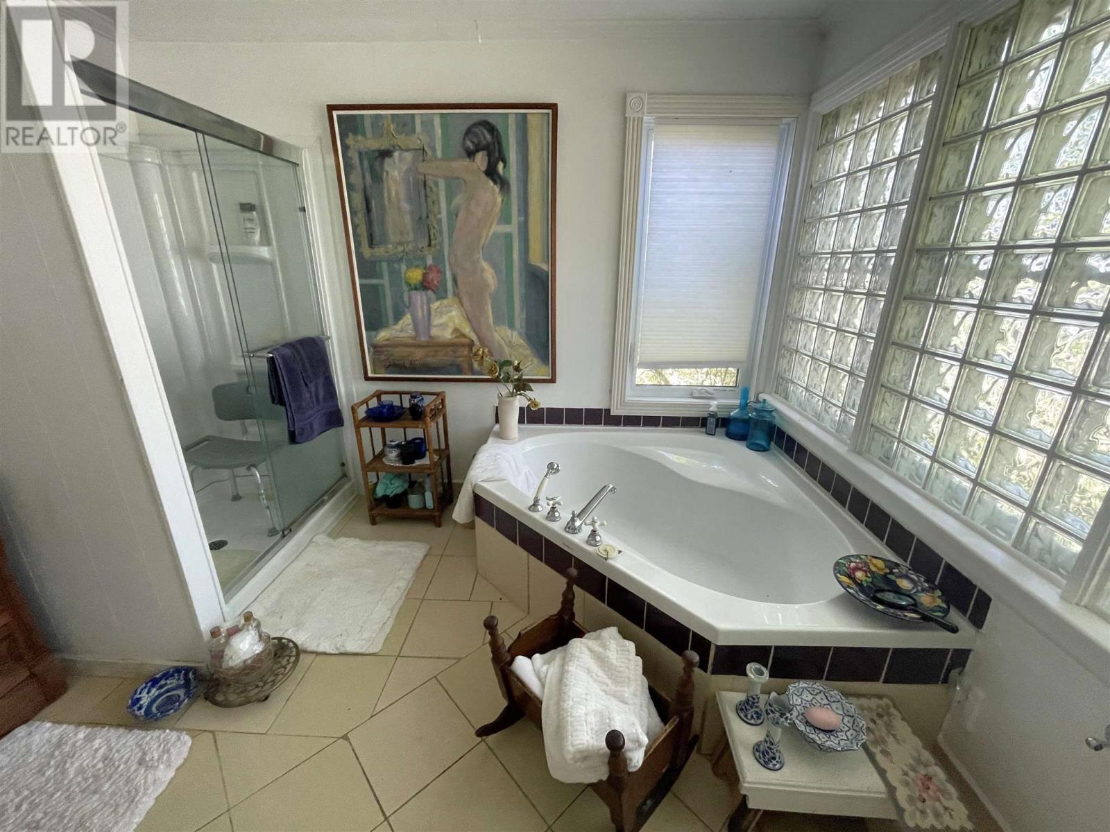 73 Hutchison Ave Property Photo 19