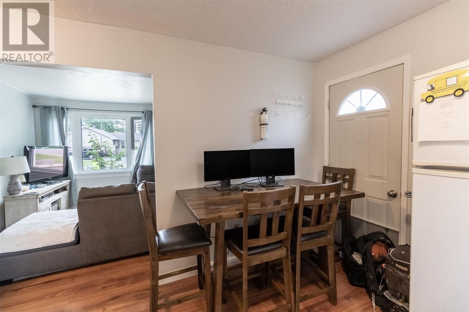 100 Amy Ave Property Photo 26