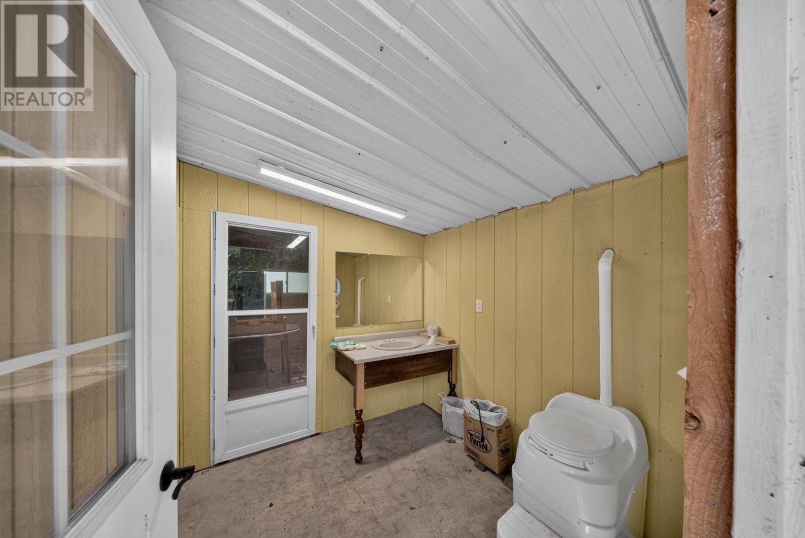 30 Rooley Ln Property Photo 32