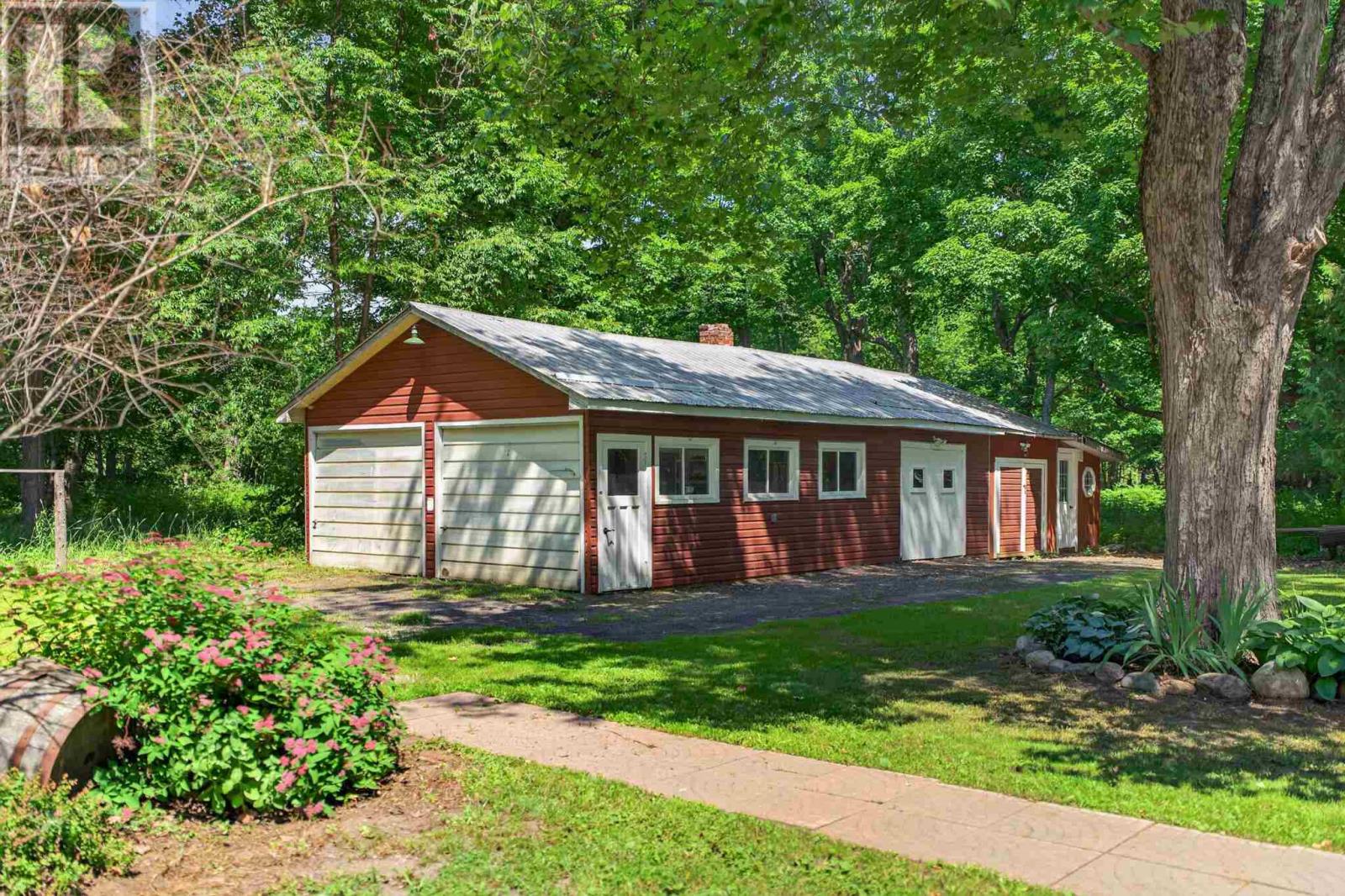 30 Rooley Ln Property Photo 35