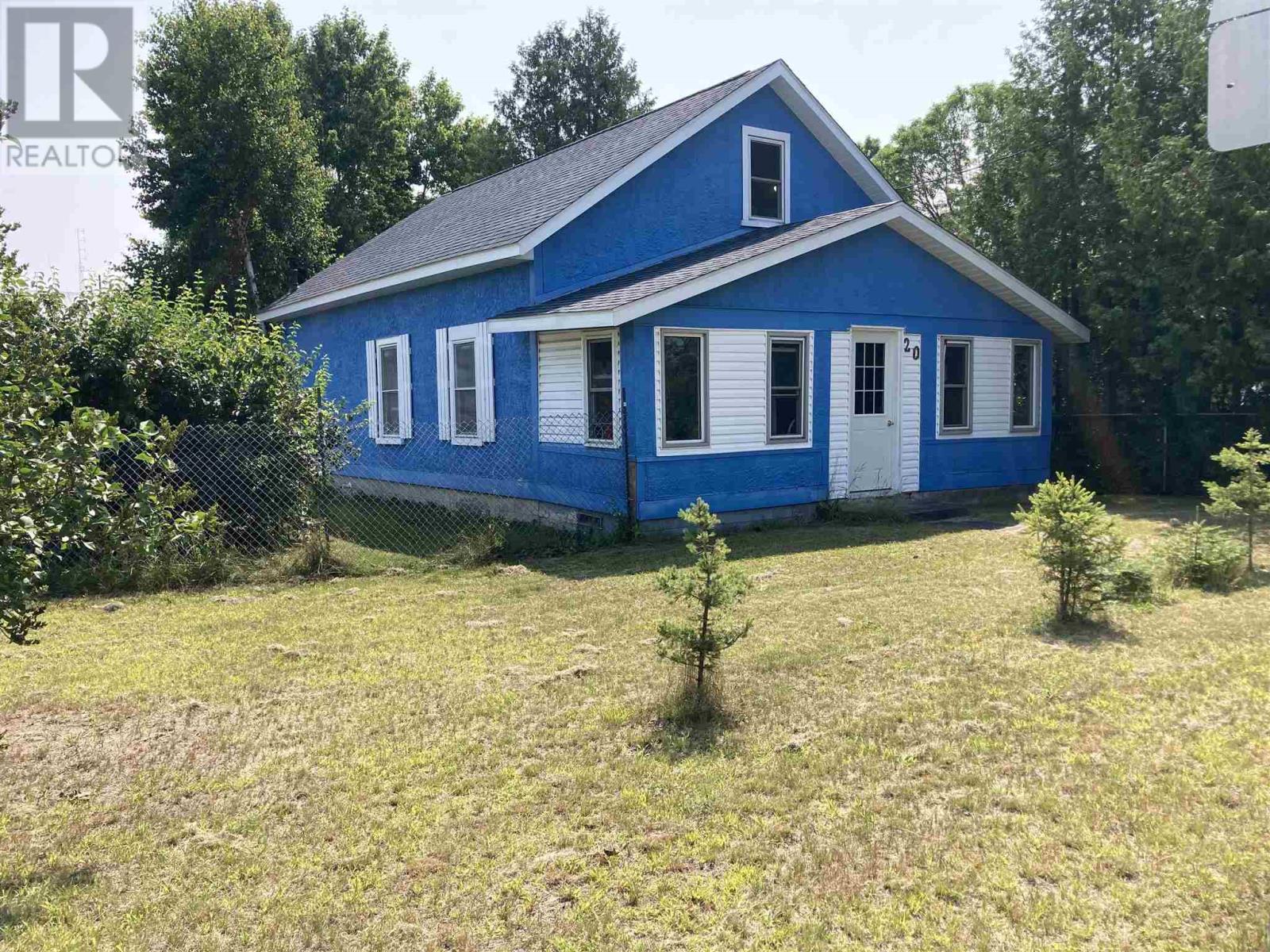 20 Main St Property Photo 1