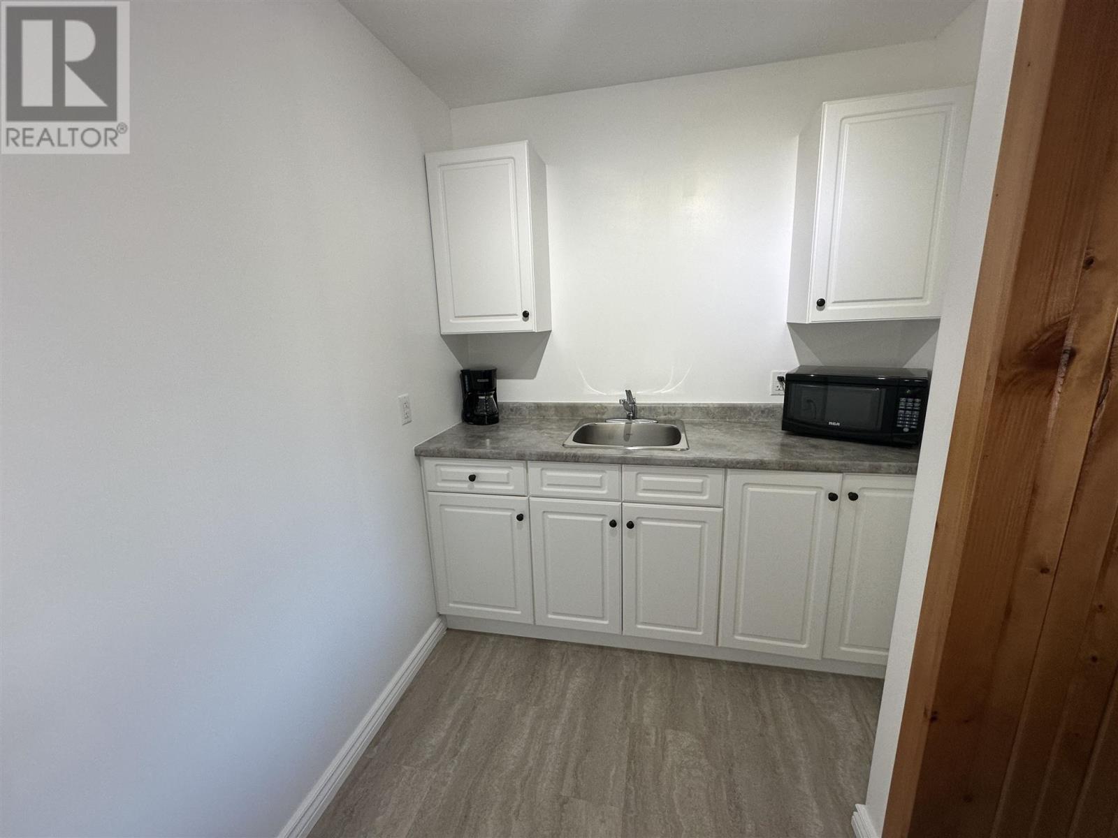 171 Mission Rd Property Photo 34