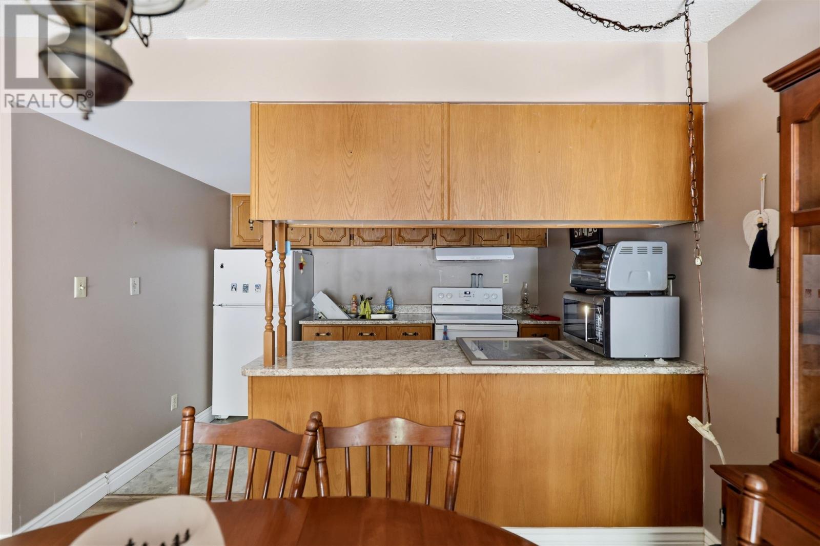 313 Macdonald Ave # 211 Property Photo 7