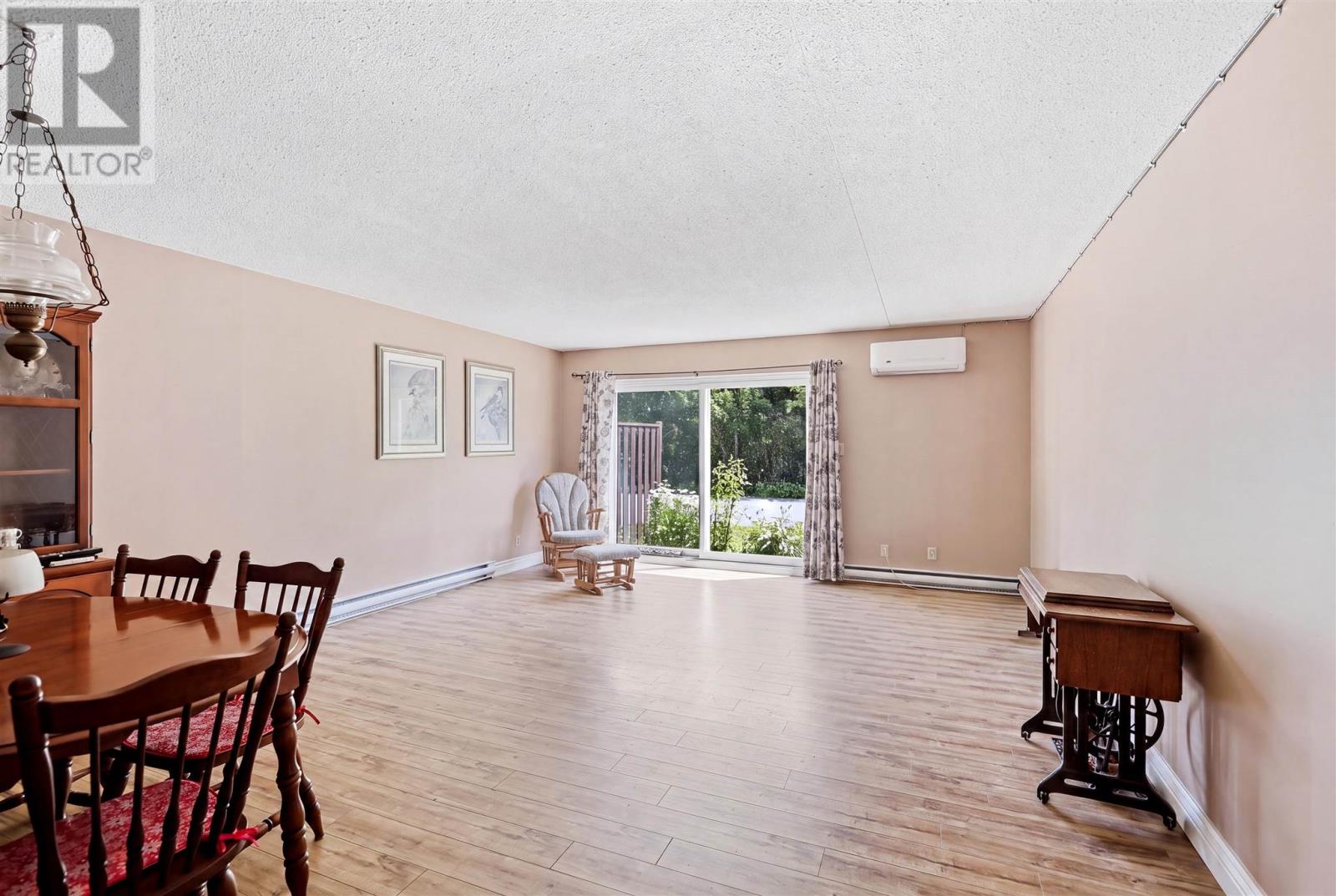 313 Macdonald Ave # 211 Property Photo 8