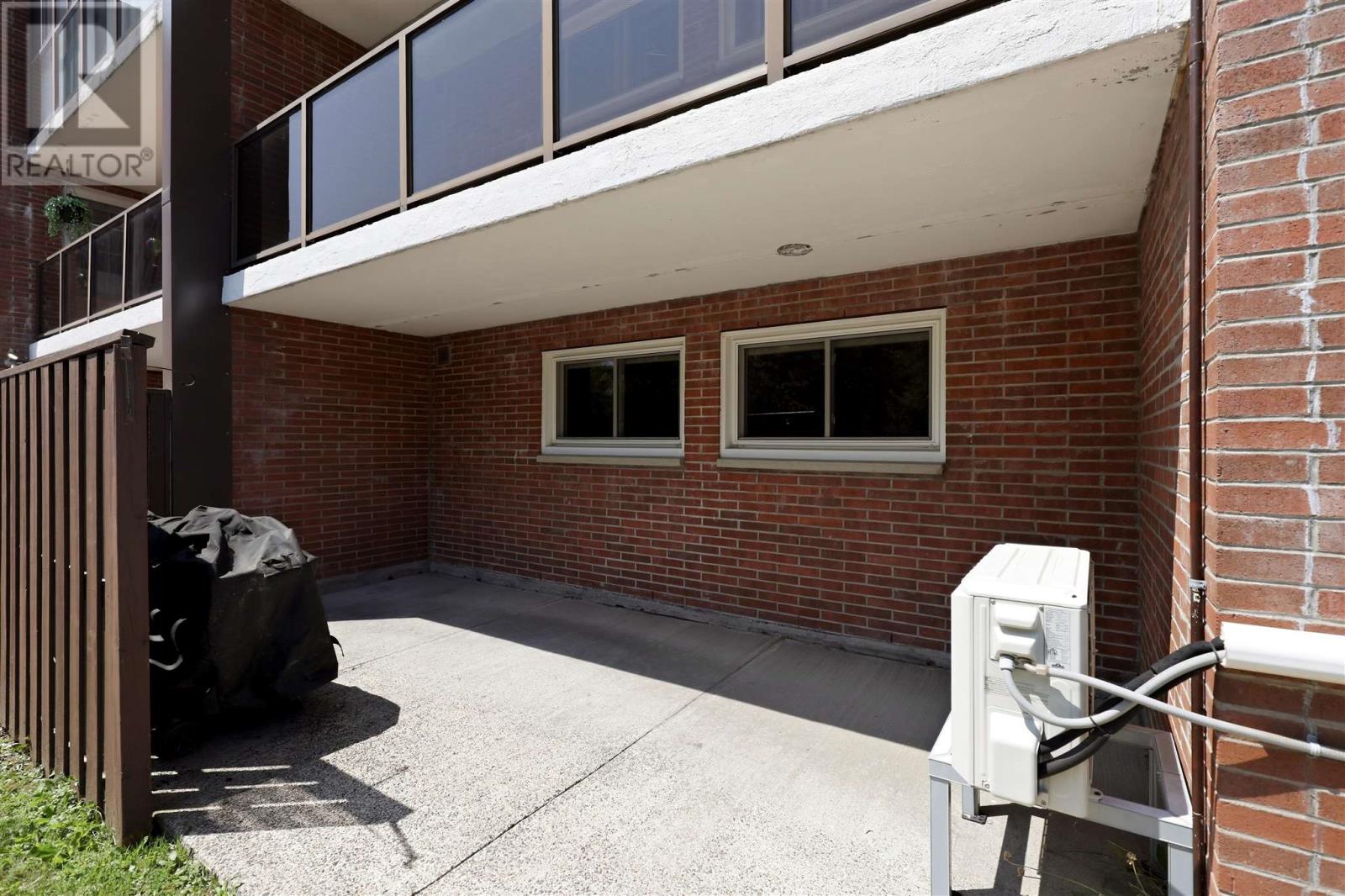 313 Macdonald Ave # 211 Property Photo 16
