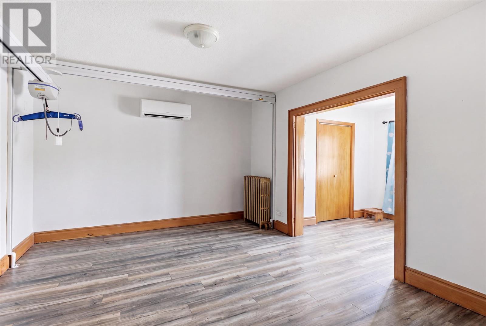 157 Alexandra St Property Photo 23