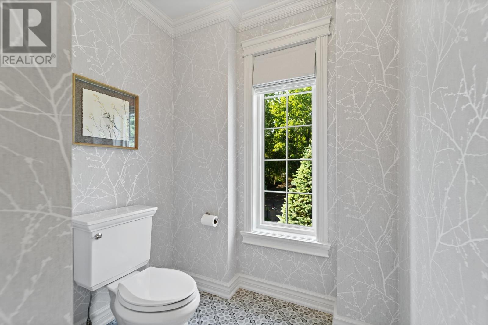 1737 Queen St Property Photo 28