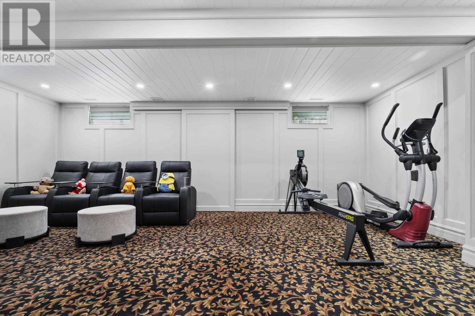 1737 Queen St Property Photo 38