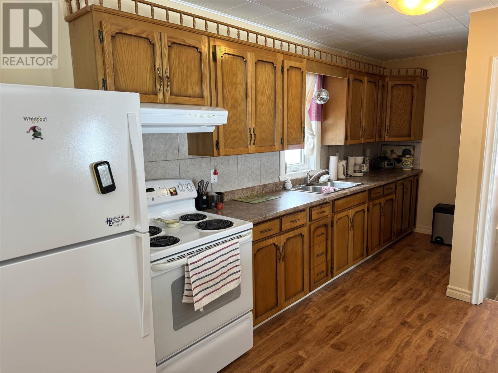 70 Roman Ave Property Photo 17