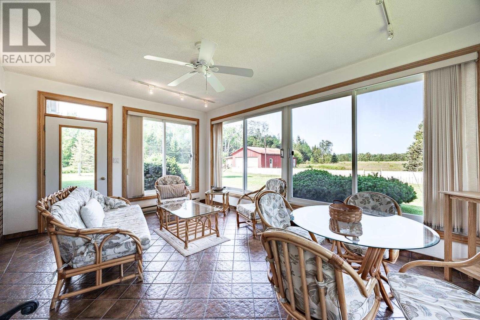 1435 Airport Rd Property Photo 20