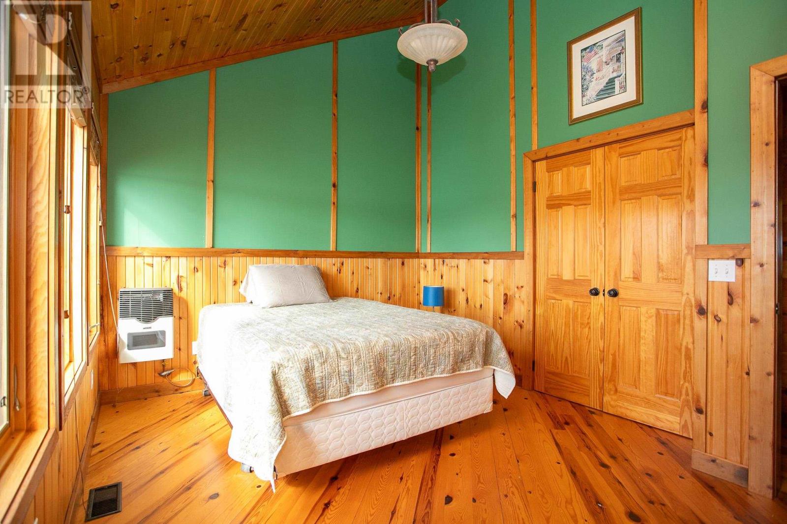 710 Trout Lake Property Photo 40