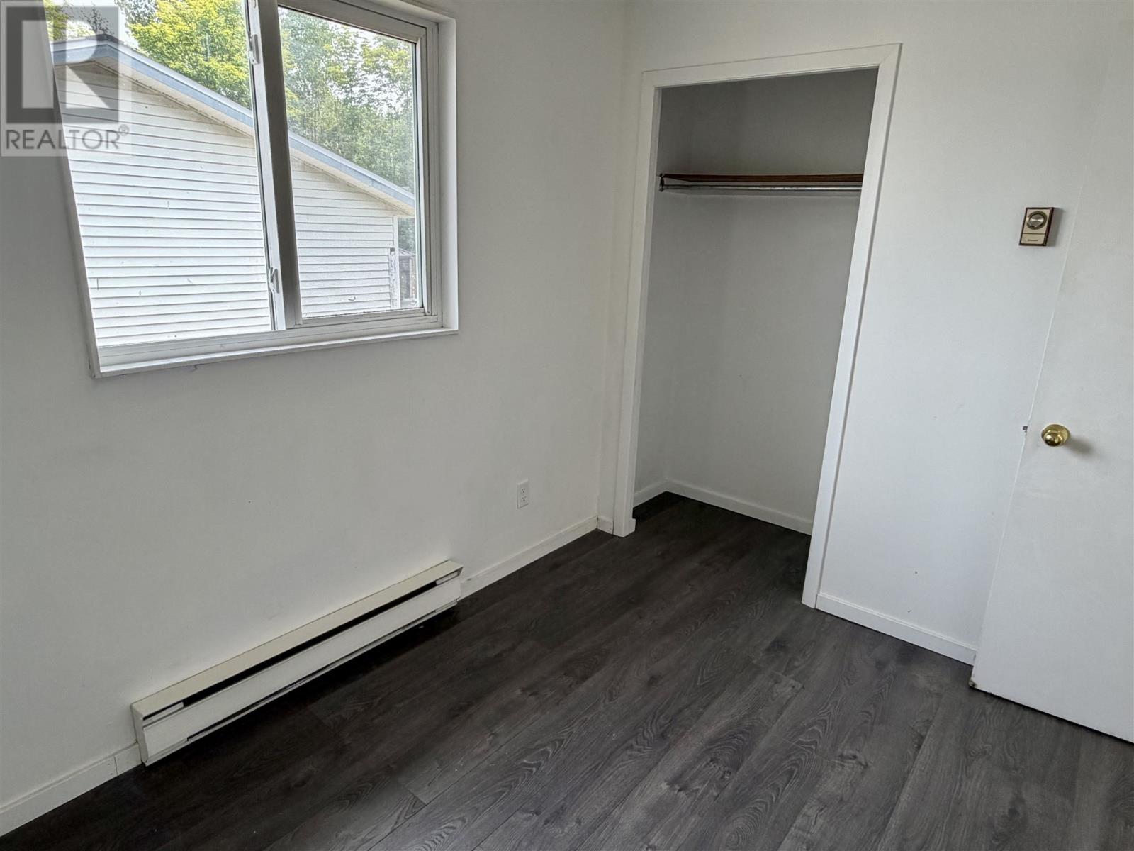 9 Lisbon Rd Property Photo 16