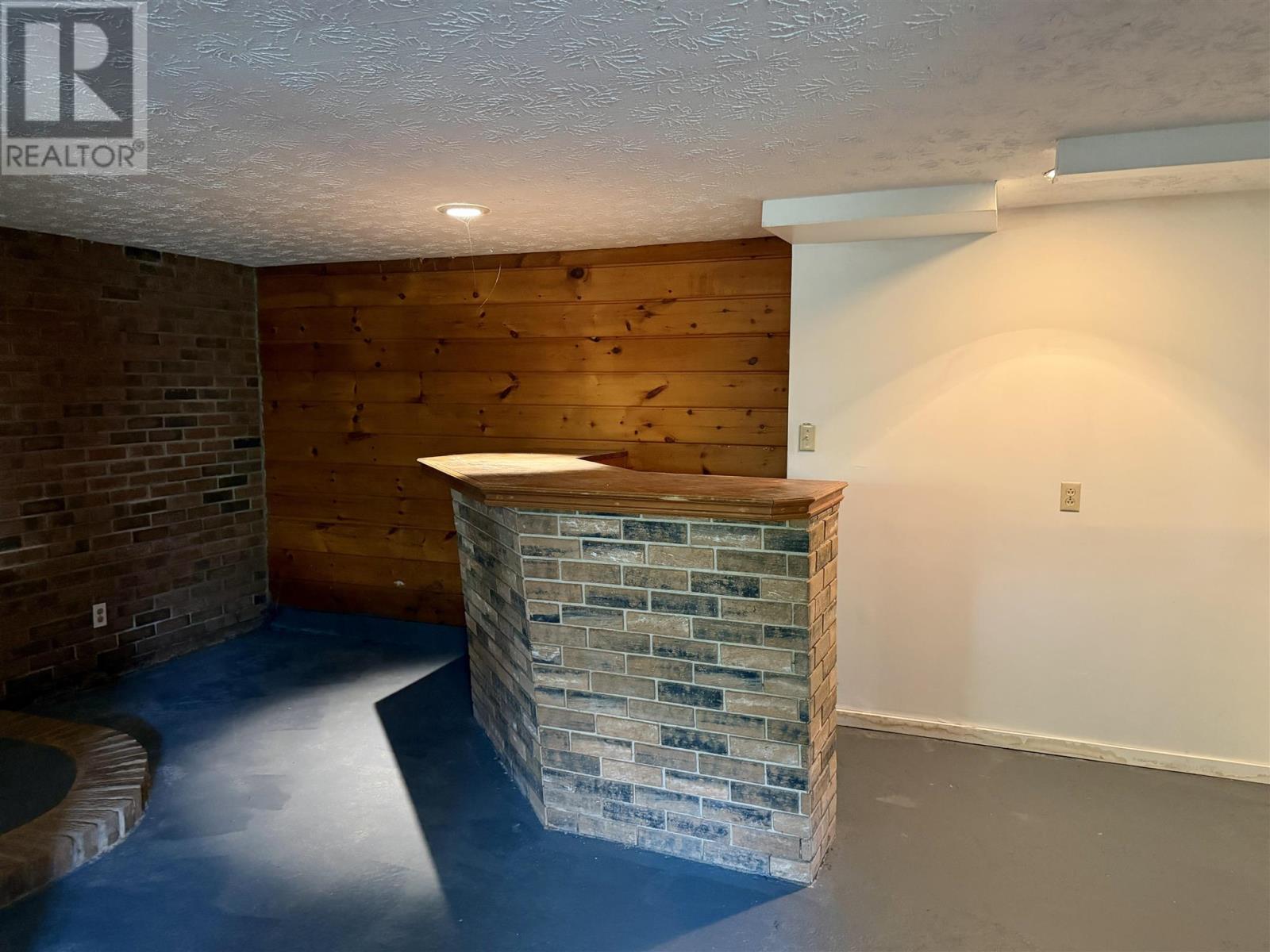 9 Lisbon Rd Property Photo 20