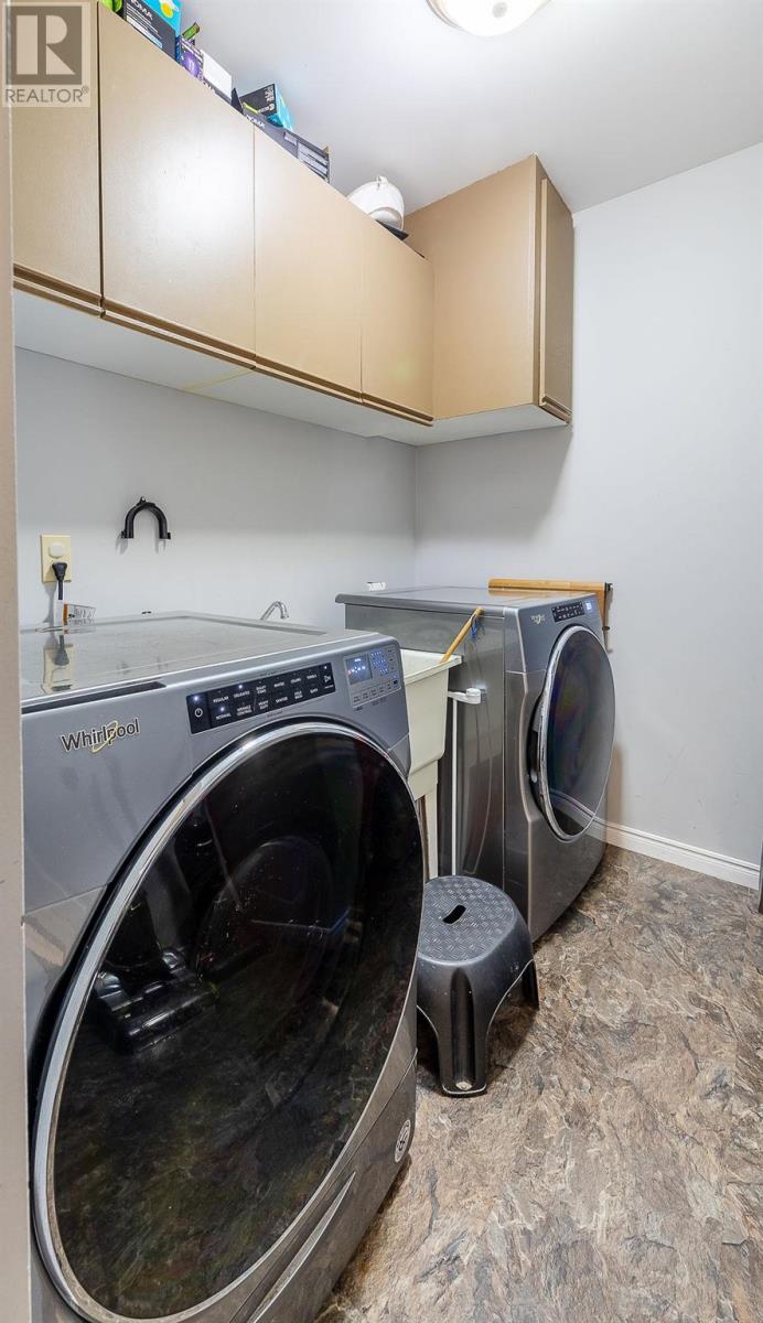 27 Plummer Ct Property Photo 19
