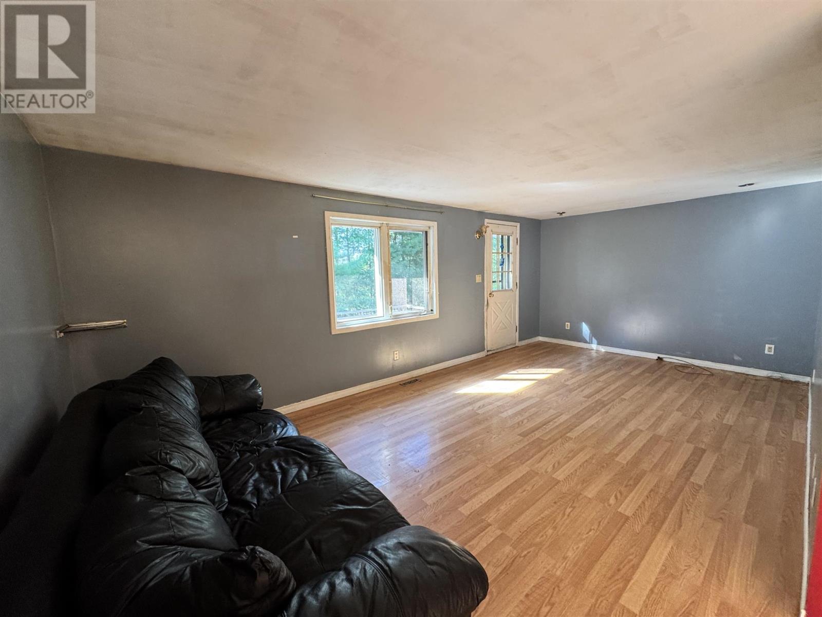 116 Devon Rd Property Photo 6