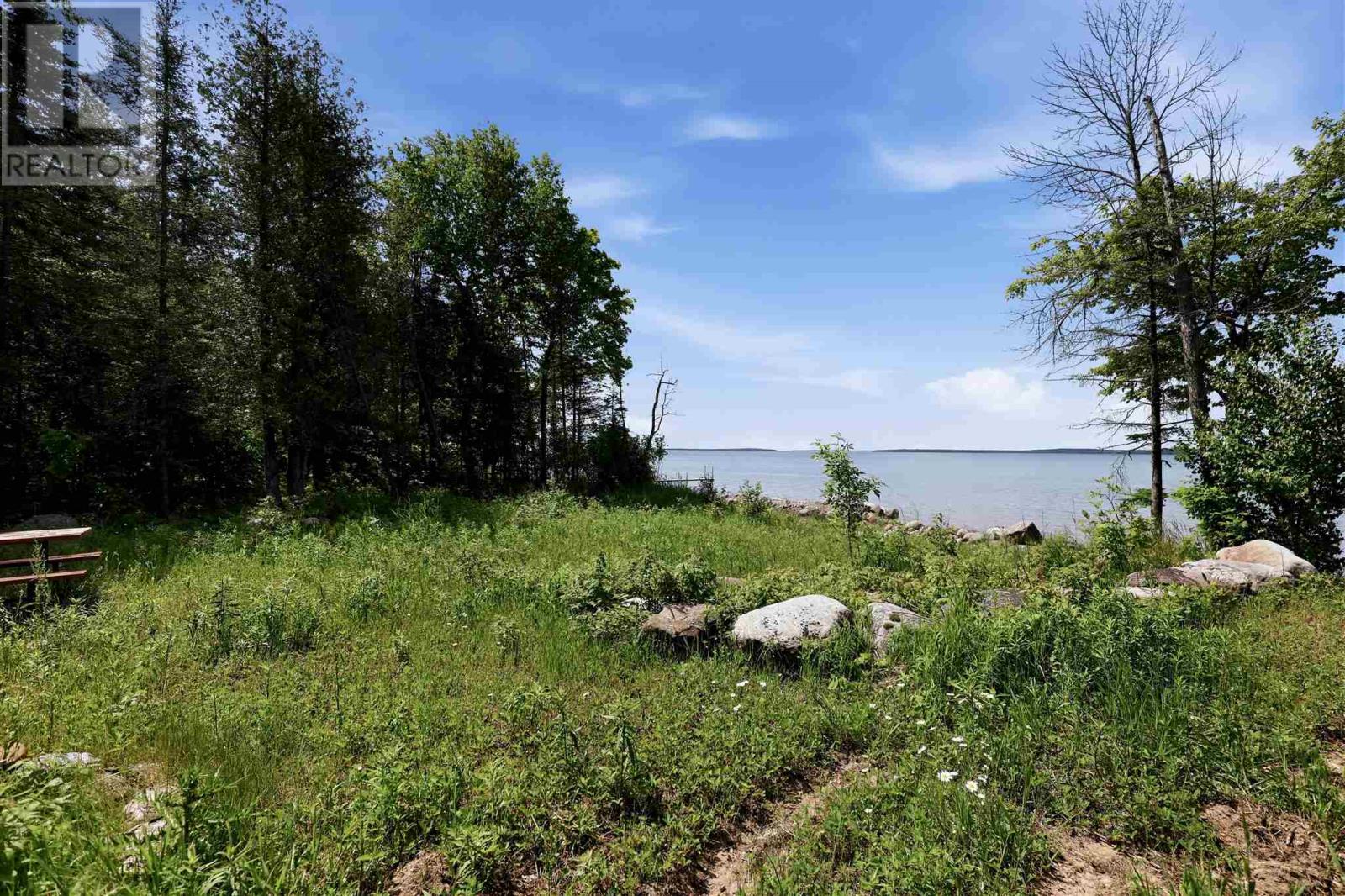 5443 Ellwood Blvd Property Photo 19