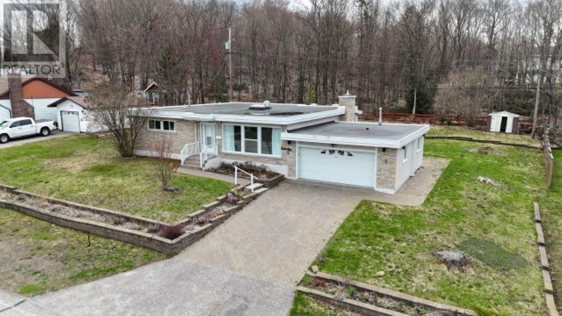 25 Gillanders Rd Property Photo 3