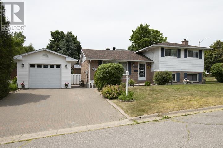 170 Laronde Ave Property Photo 1