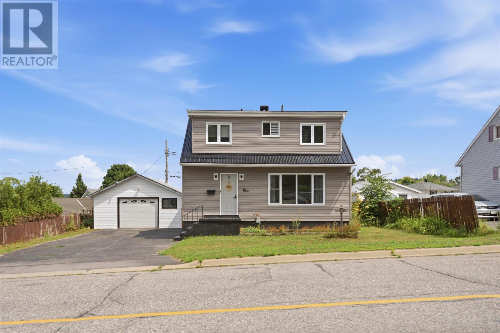 70 Spruce AVE