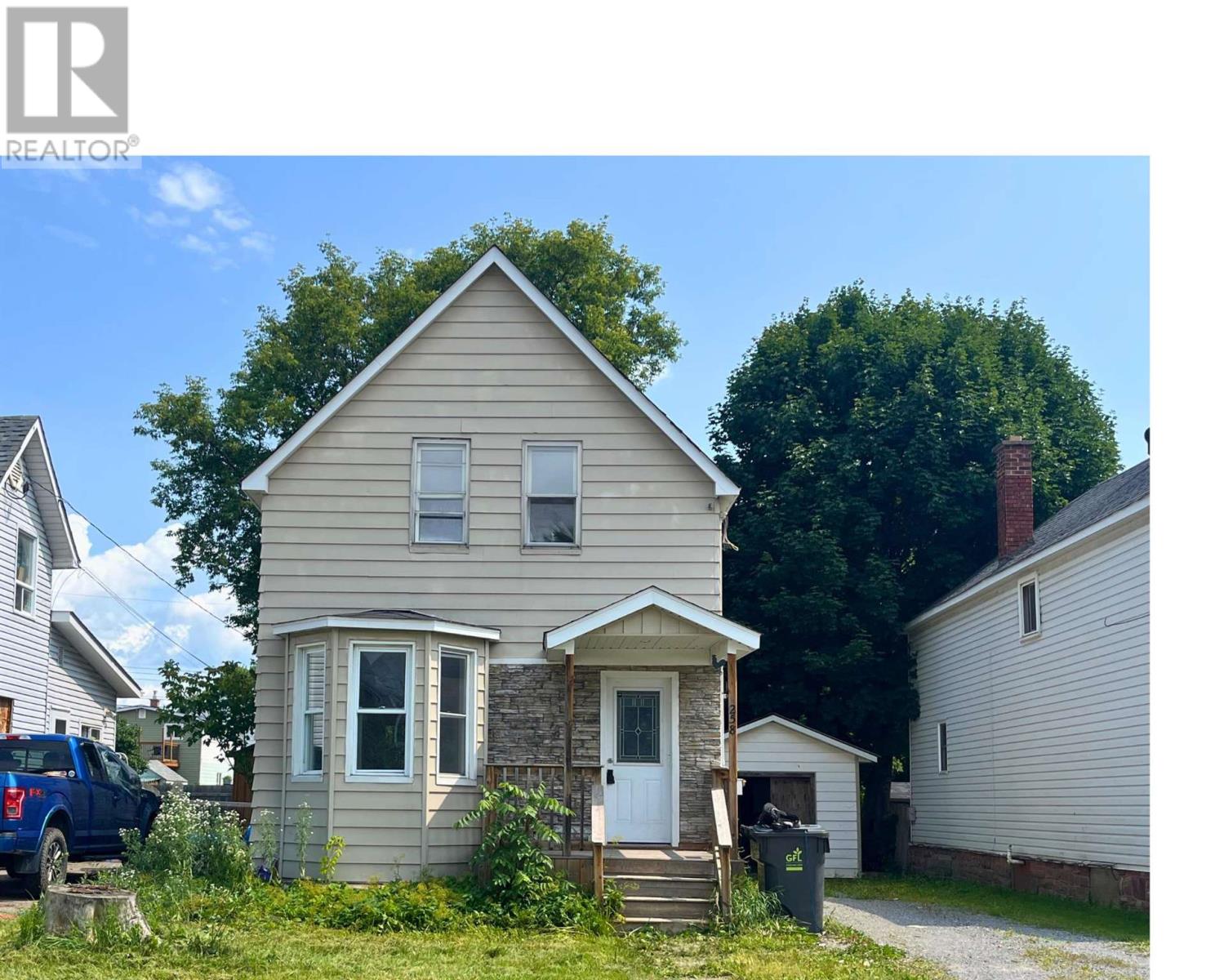 258 St. James ST Property Photo 1