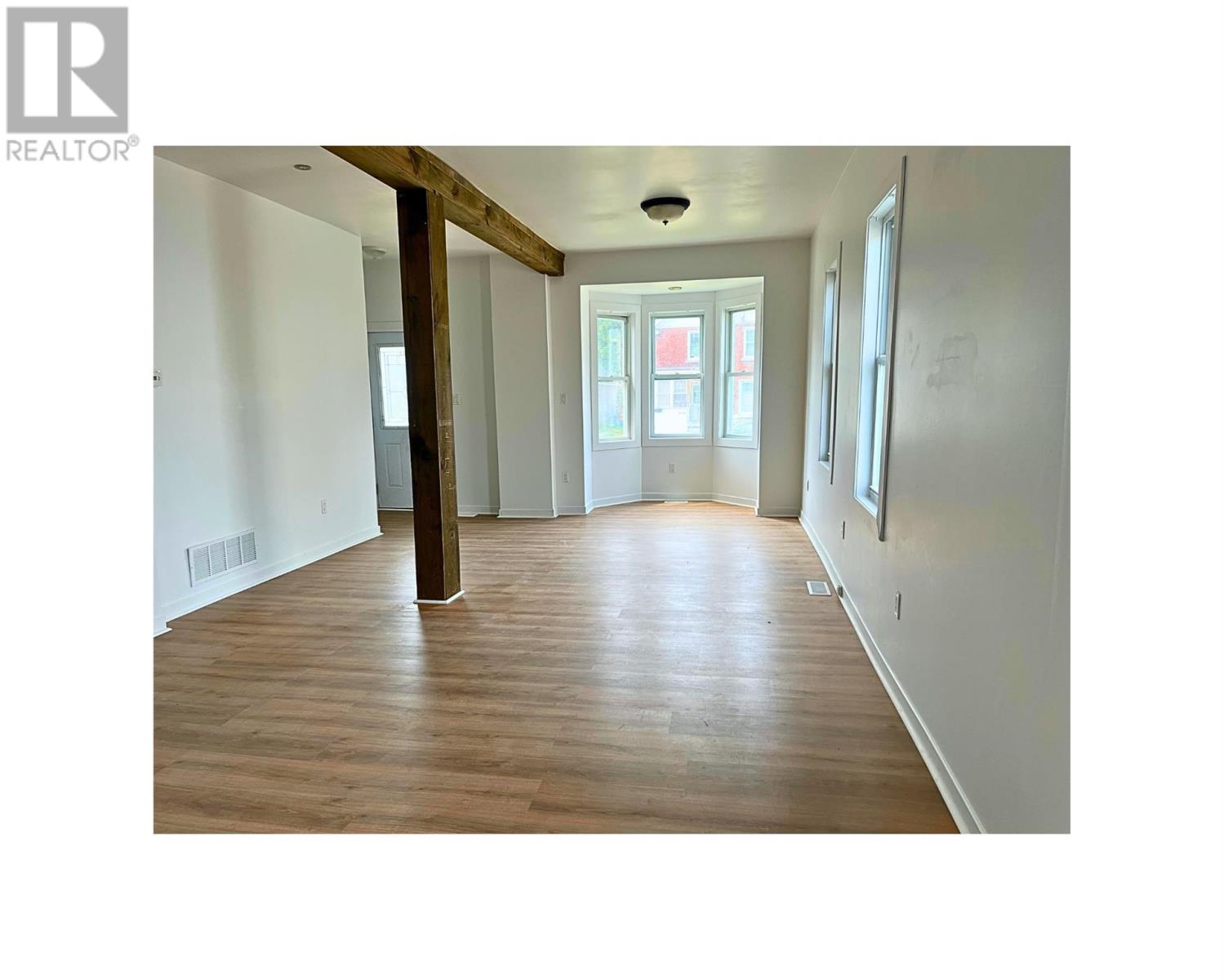 258 St. James St Property Photo 3