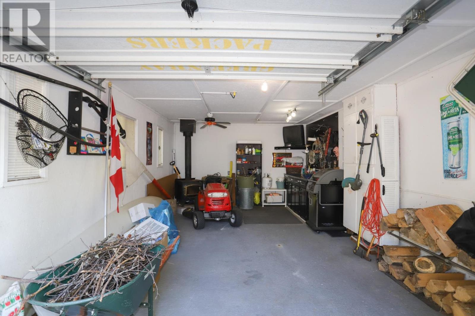 647b Lakeshore Dr Property Photo 22