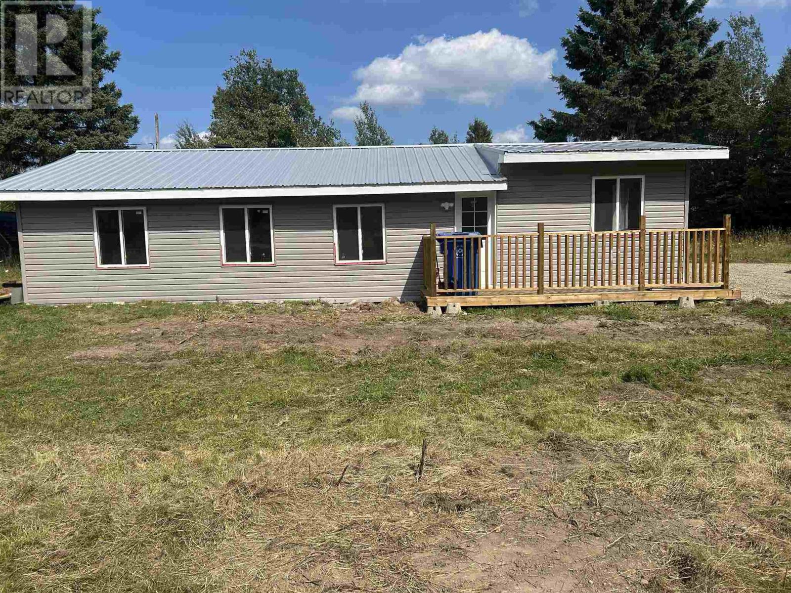 2 Daniel Ct Property Photo 1