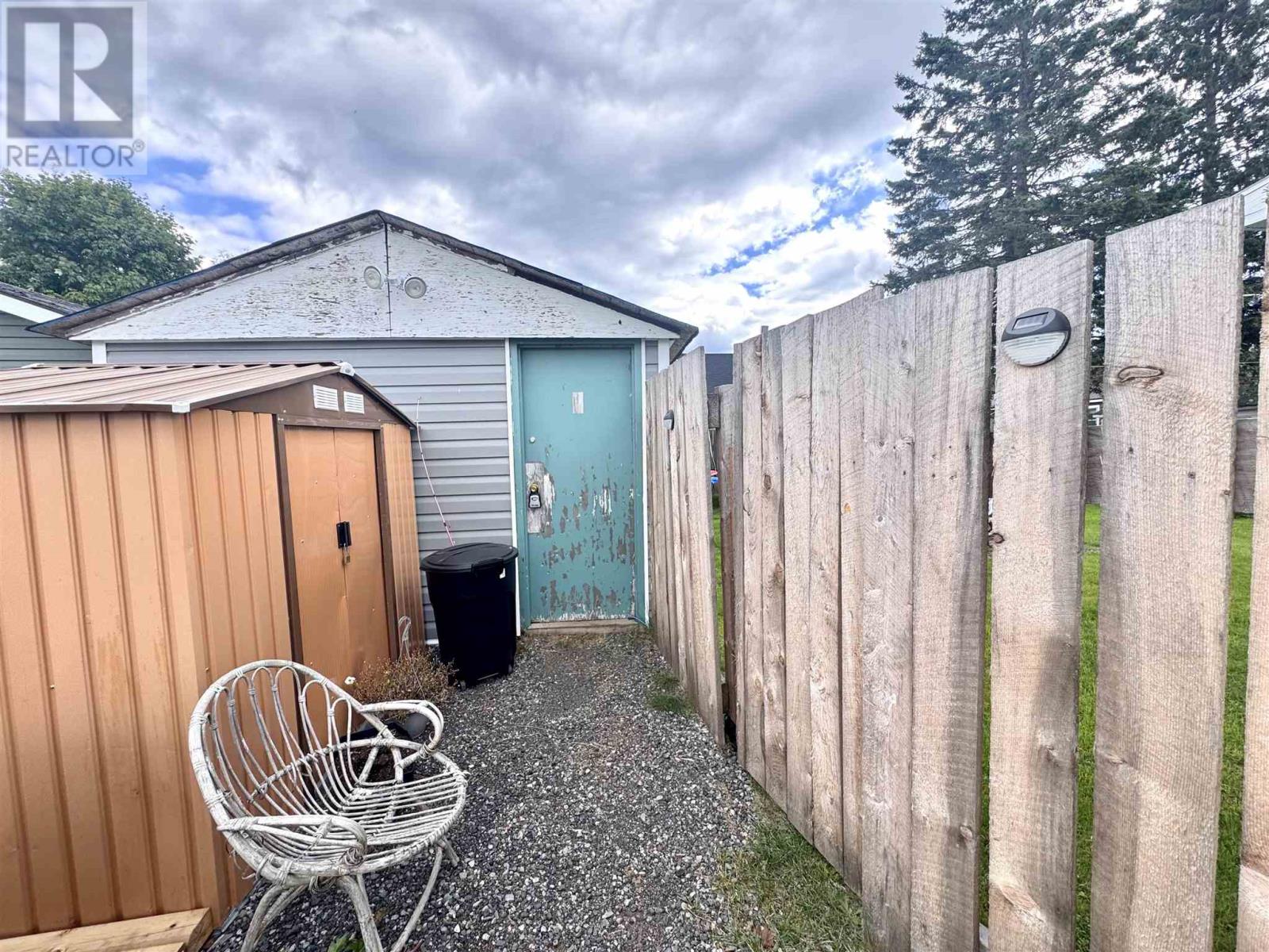17 Third Ave Property Photo 12