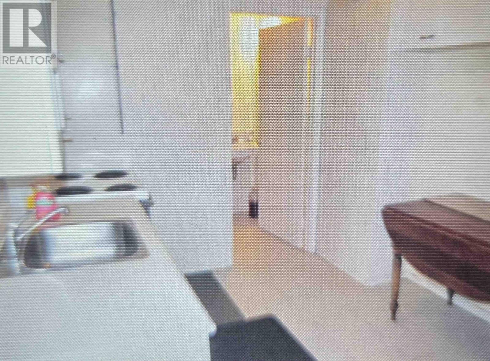 190 Axmith Ave Property Photo 11