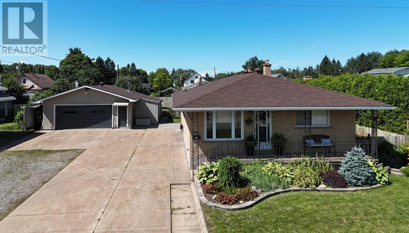 159 McFadden AVE