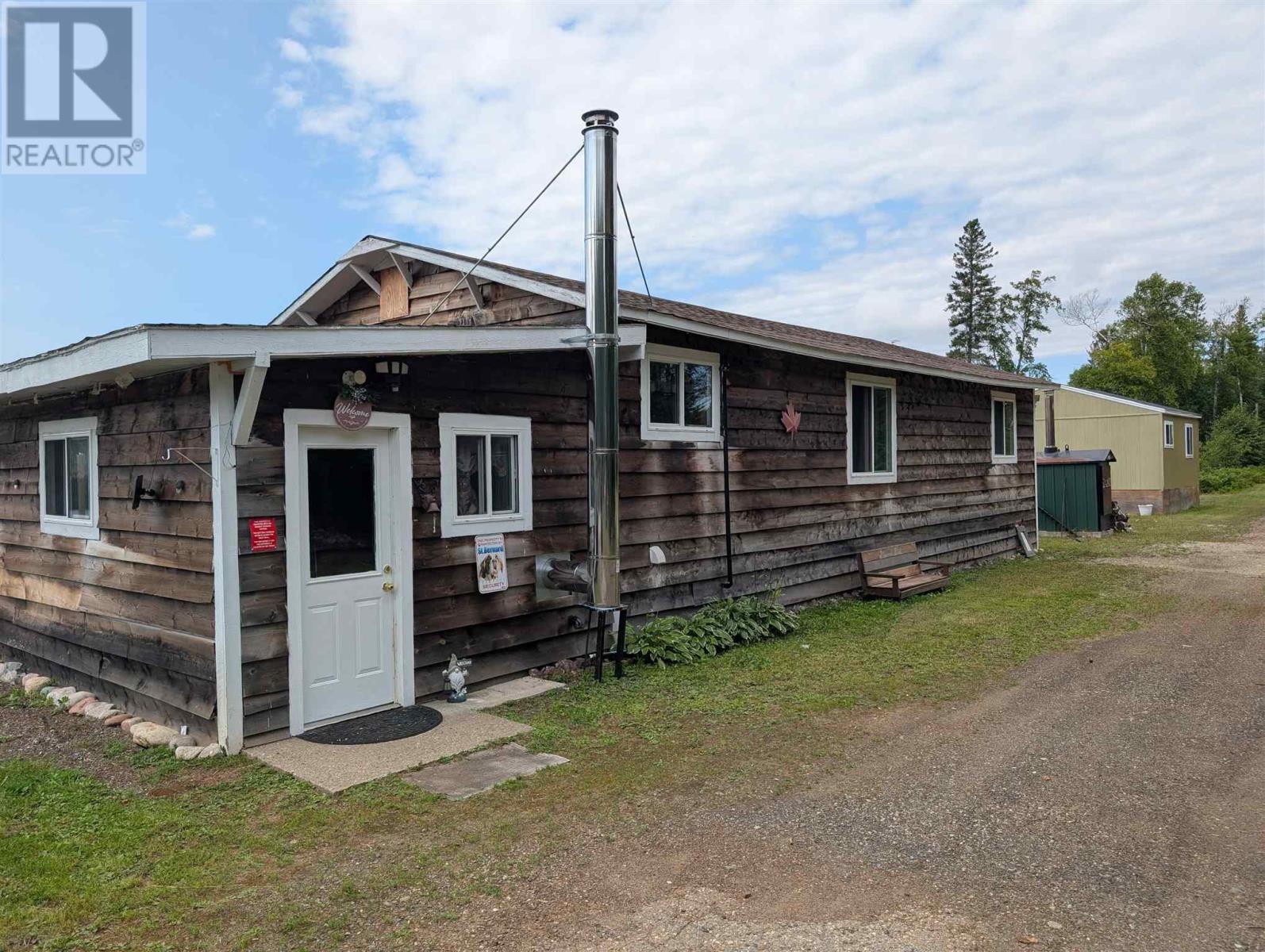 524 Highway 101 Property Photo 5