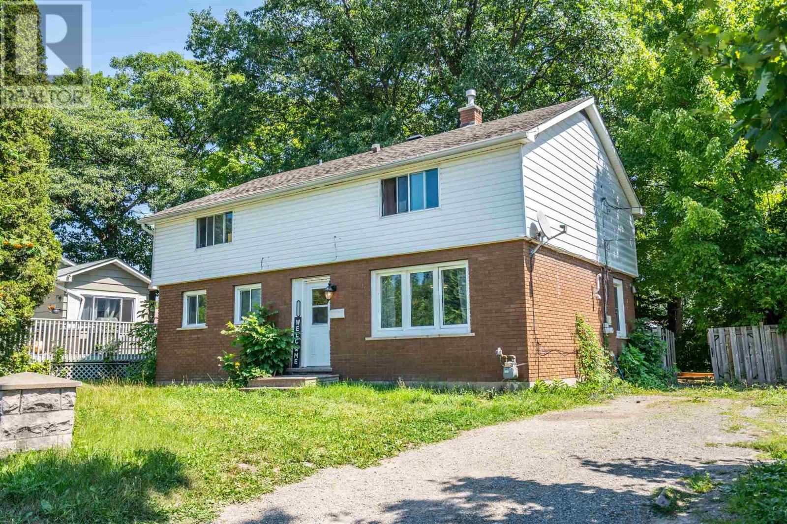 218 Willow AVE