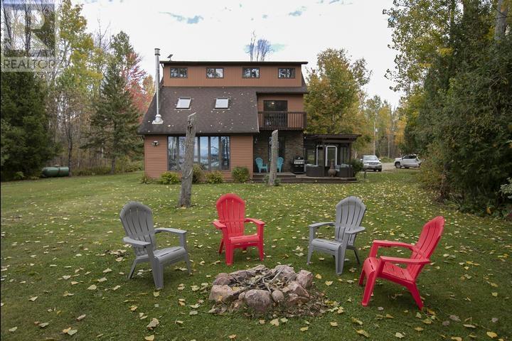 200 Watson Rd Property Photo 2