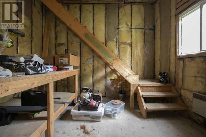 200 Watson Rd Property Photo 15