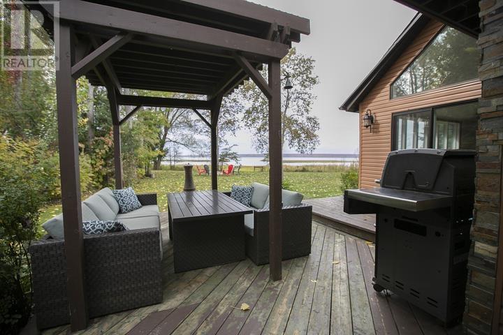 200 Watson Rd Property Photo 17