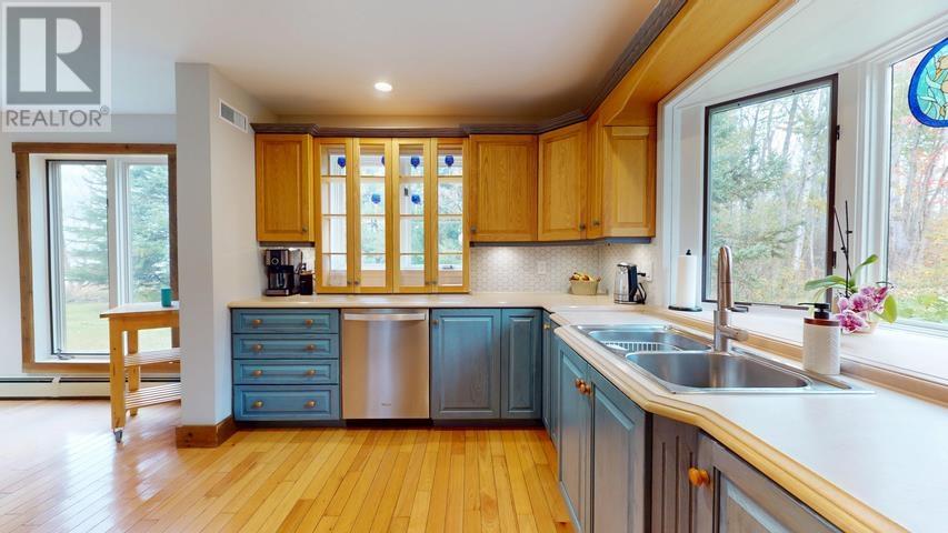 200 Watson Rd Property Photo 29