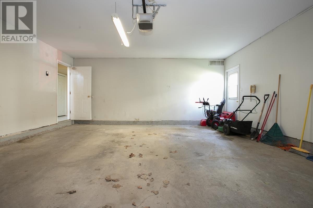 987 Lake St Property Photo 50