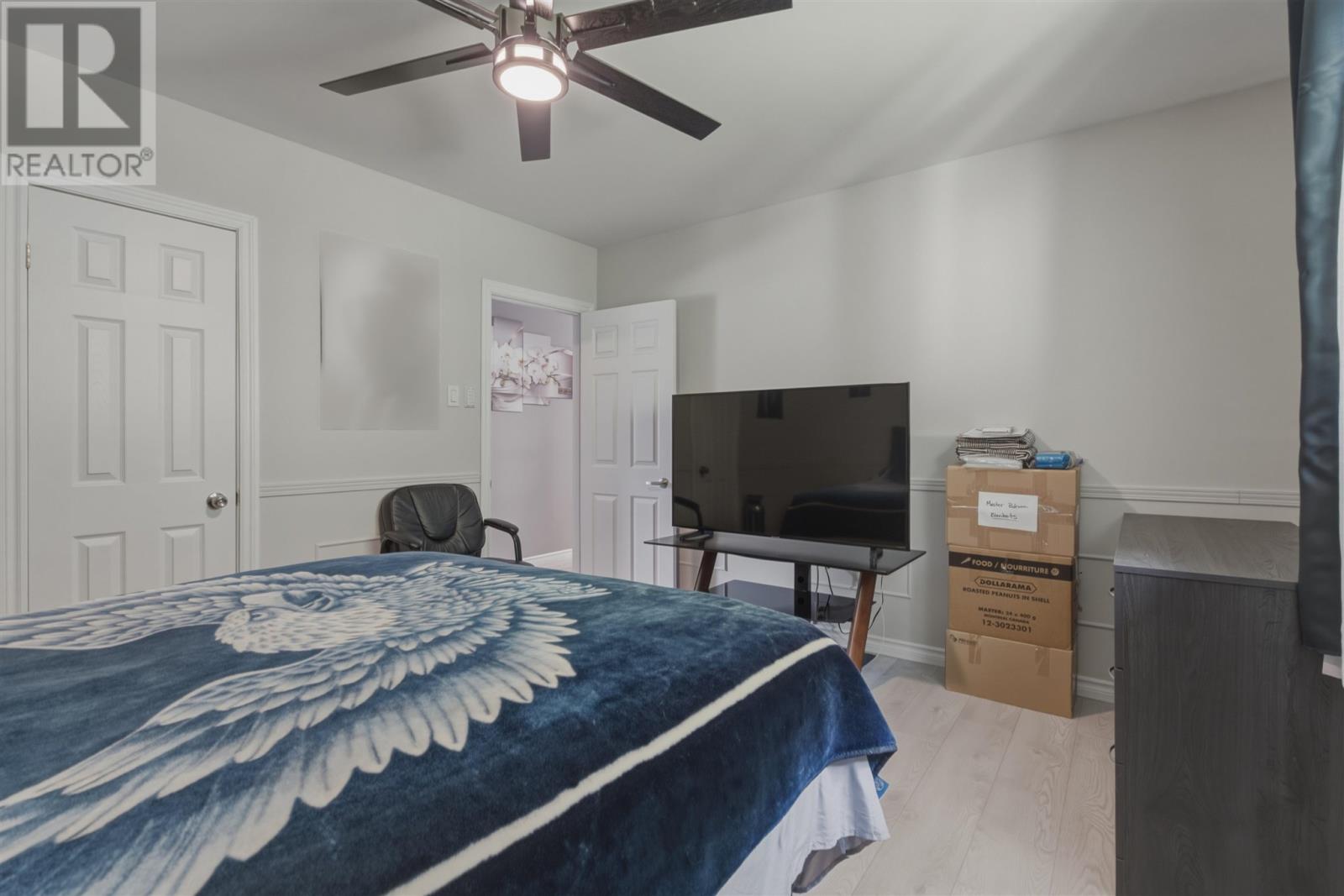 44 Axmith Ave Property Photo 17