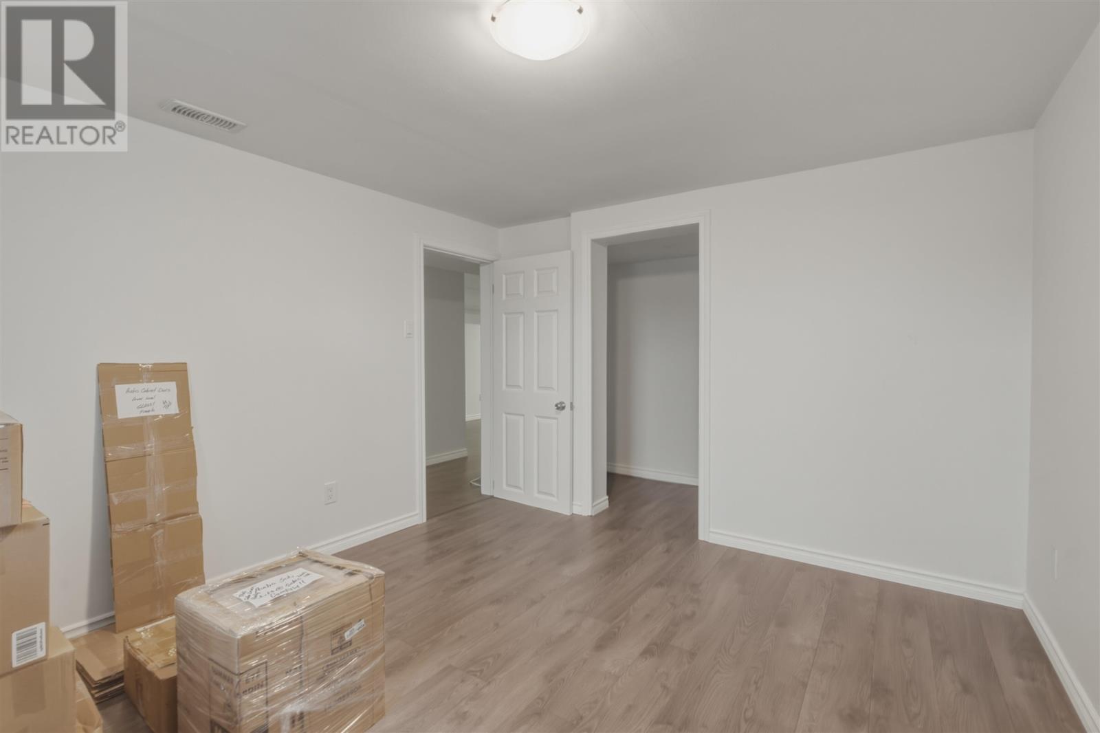 44 Axmith Ave Property Photo 23