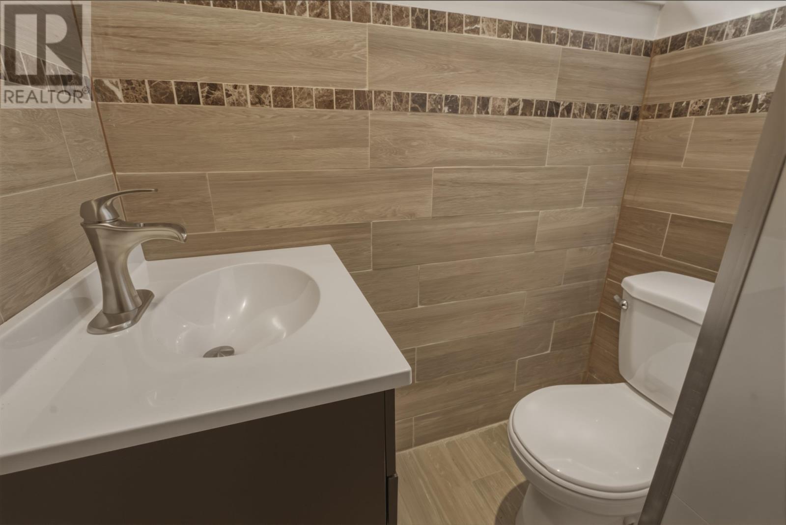 44 Axmith Ave Property Photo 28
