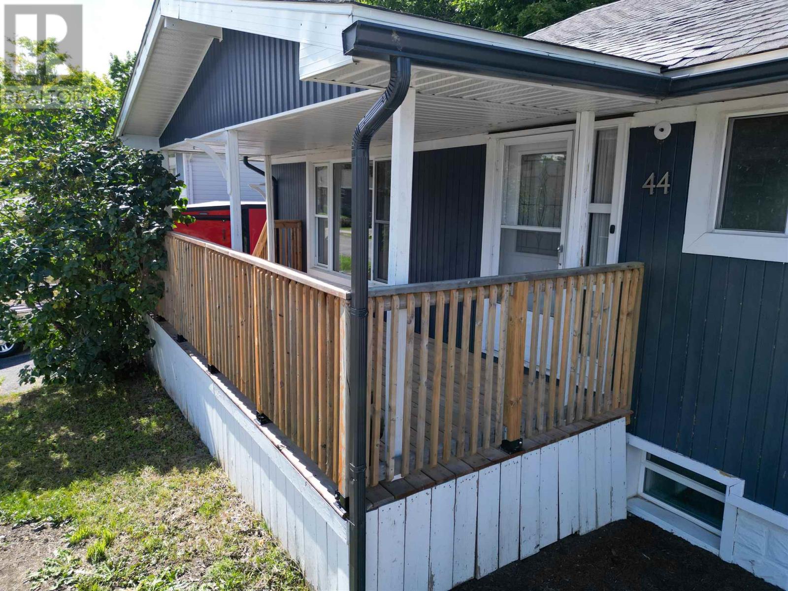 44 Axmith Ave Property Photo 31